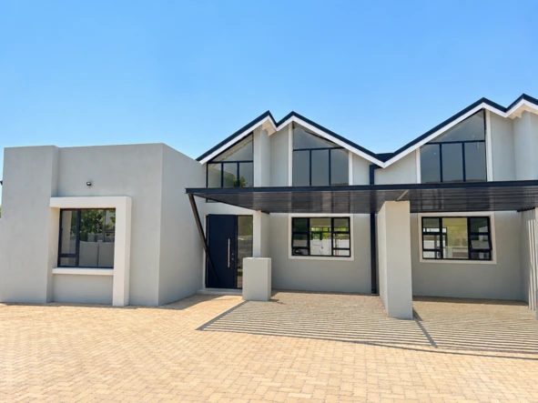 4 Unit Townhouse Complex