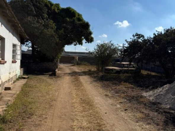 Commercial & Industrial Land