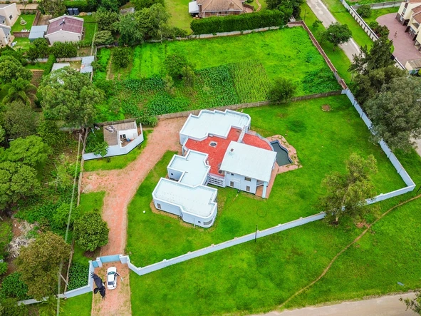 5 Bedroom House