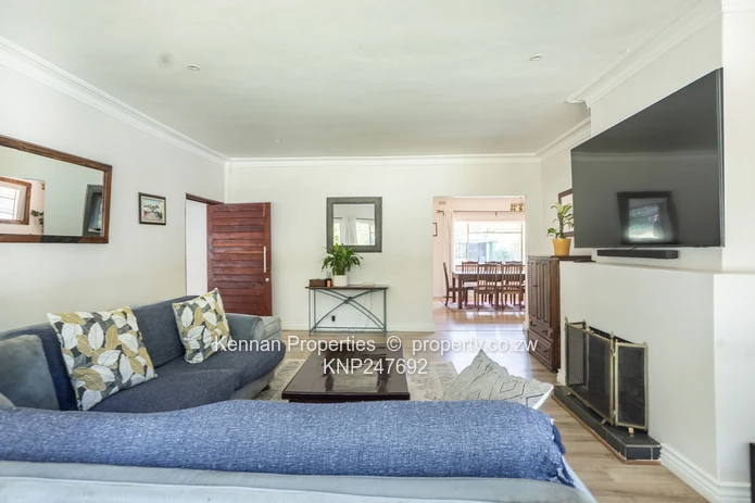 Four bedroom home in an excellent location with a cottage, pool and a good borehole (Sole Mandate)