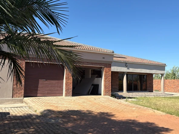 4 Bedroom House