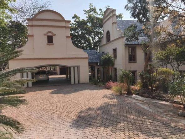 5 Bedroom House