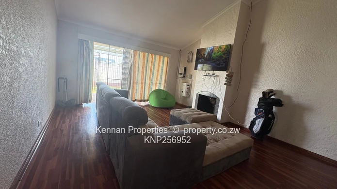 Charming 3-Bedroom Garden Flat In Avondale West (Sole Mandate)