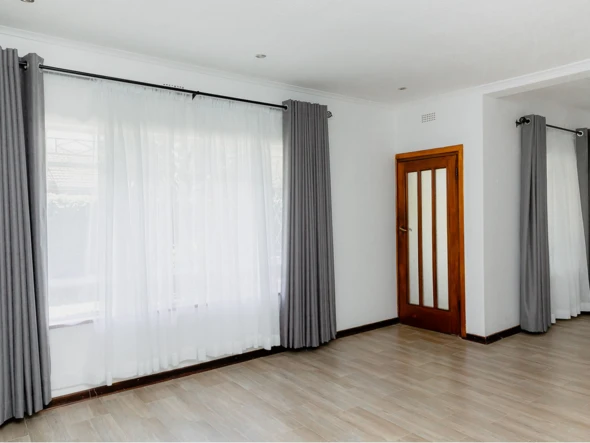 3 Bedroom Garden Flat