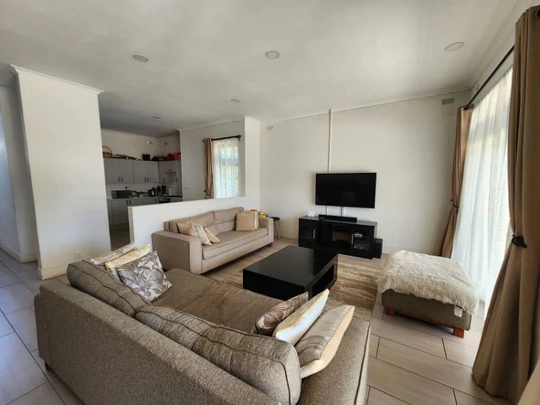 Spacious 3-Bedroom Apartment in Prime Arlington, Harare South!