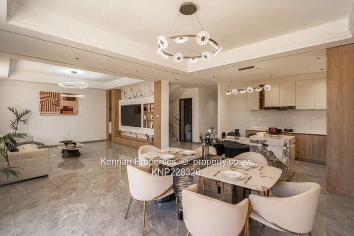 Fine Living in the Highlands Park Neighbourhood