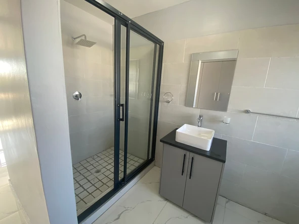 3 Bedroom Garden Flat