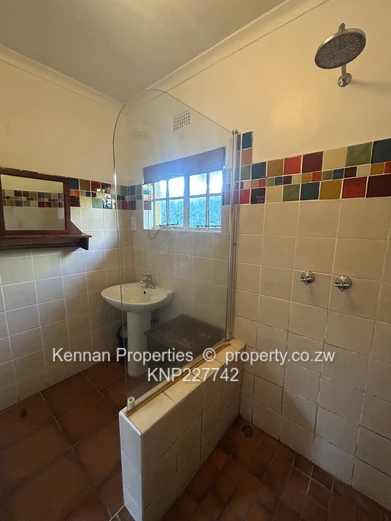 Quaint Semi-Furnished 1-Bed Garden Garden Cottage (Sole Mandate)