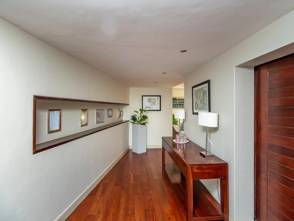 Offices in Prime location 