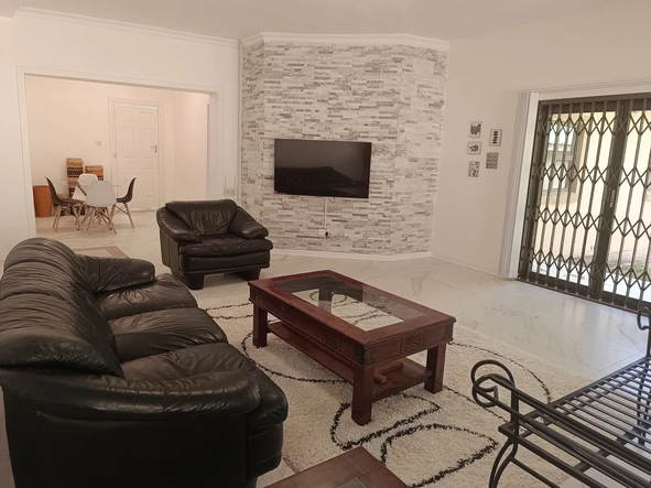 Immaculately finished 3 bedroomed Townhouse 