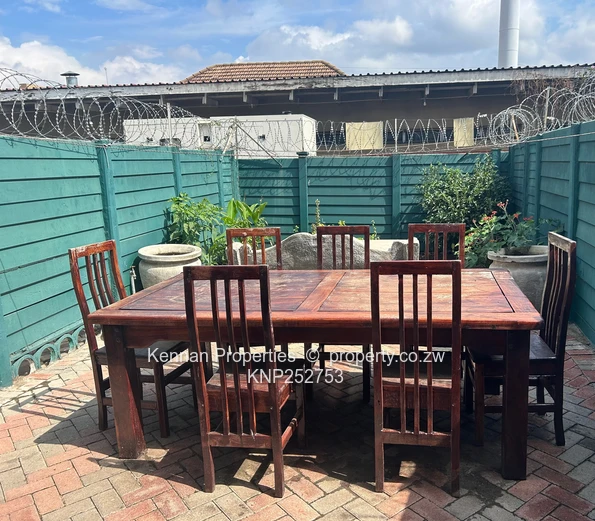 Furnished Duplex Apartment to Rent – Prime Avondale Location