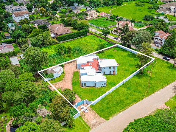 5 Bedroom House