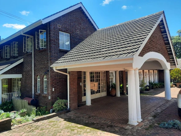 Large Gracious Home in Much Sought after Area - INVESTMENT ONLY