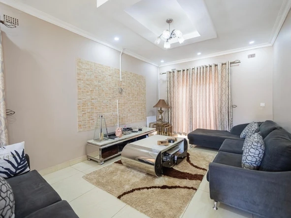 7 Bedroom House