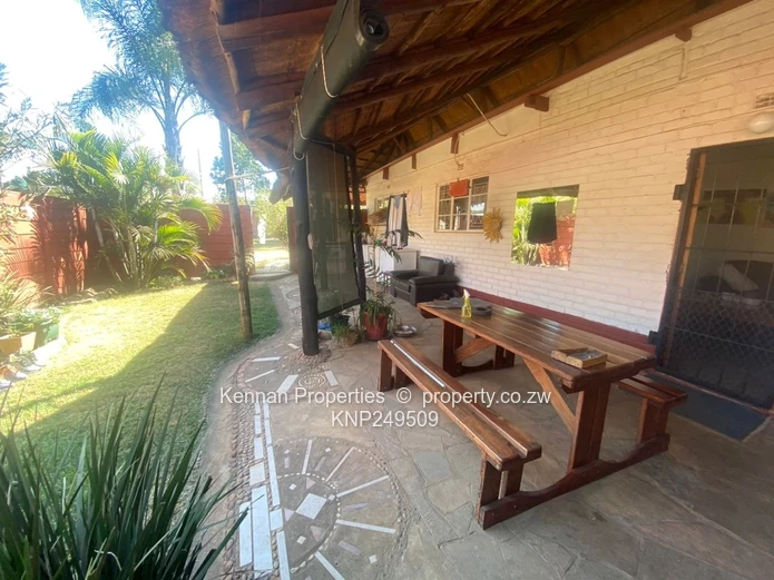 Charming 2-Bedroom Self-Contained Cottage