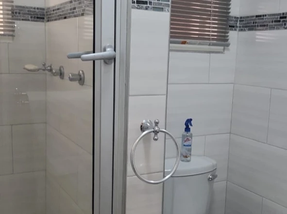 Conveniently located  apartment in Avondale