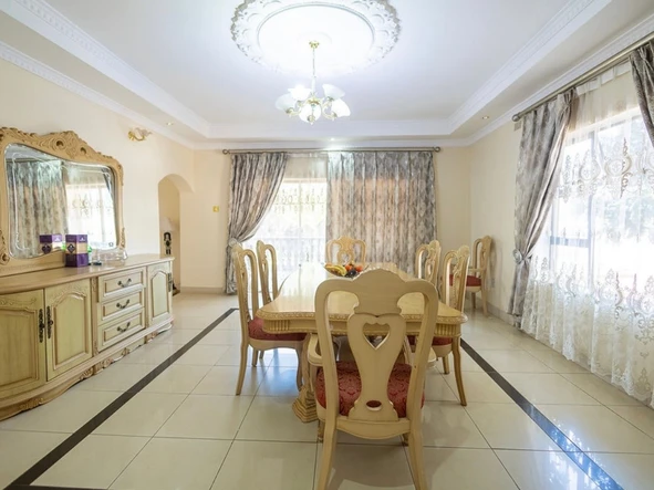 7 Bedroom House