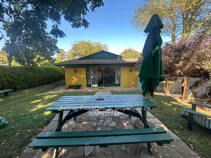Quaint Semi-Furnished 1-Bed Garden Garden Cottage (Sole Mandate)