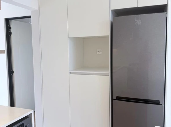 2 Bedroom Flat & Apartment