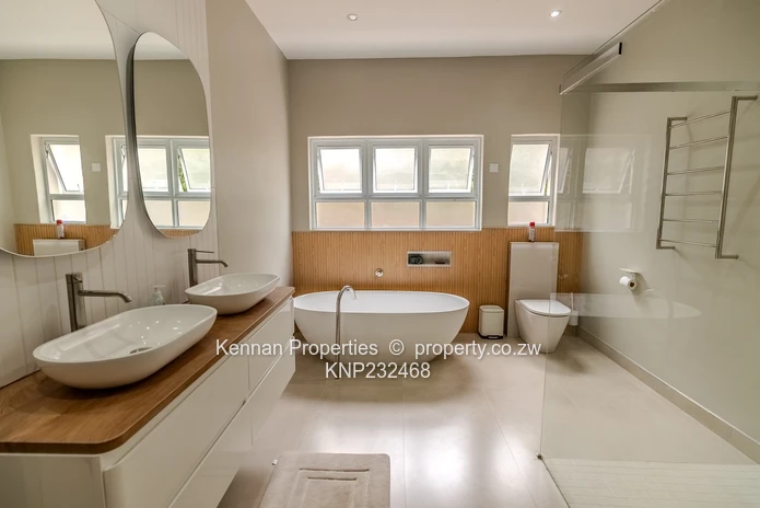 Deco Modern family home