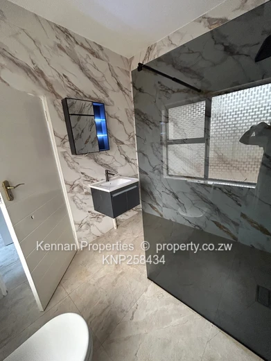 Luxury Modern Living – Close To Westgate Shopping Centre