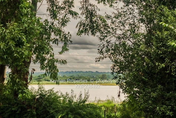 A Reduced Price for your own lake shore proprety on Gletwyn Dam 