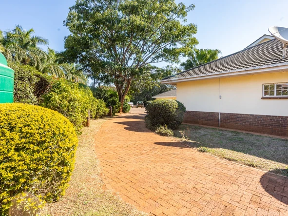 5 Bedroom House