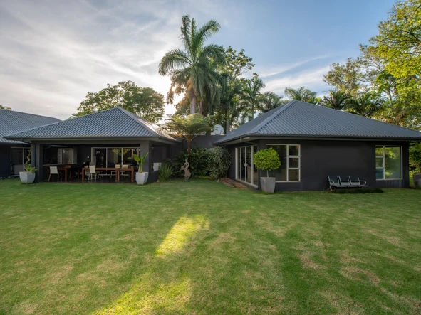 Offices in Prime location 