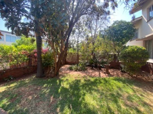 Spacious Well maintined 3 Bedroom Garden Flat