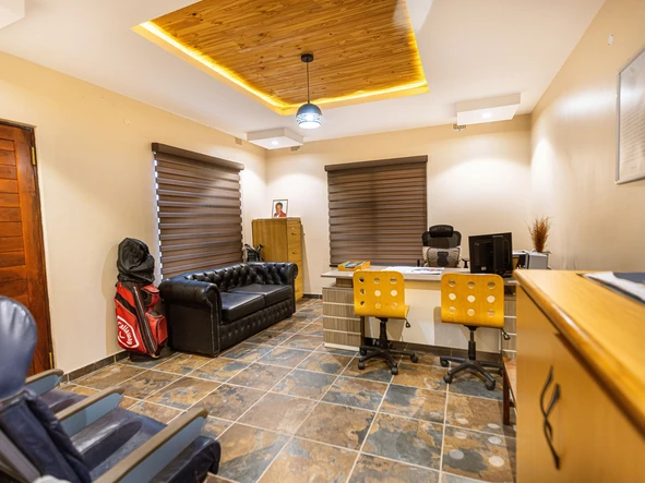 5 Bedroom House