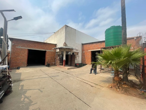 Warehouse & Factory
