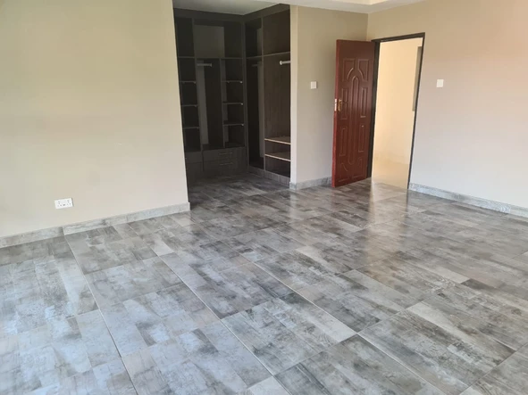 8 Bedroom House