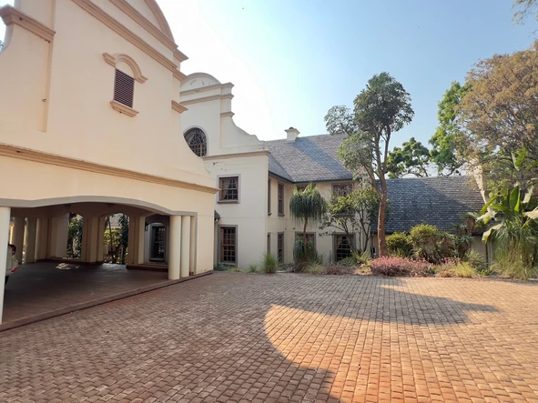 5 Bedroom House