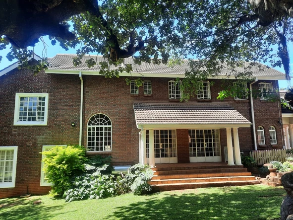 Large Gracious Home in Much Sought after Area - INVESTMENT ONLY