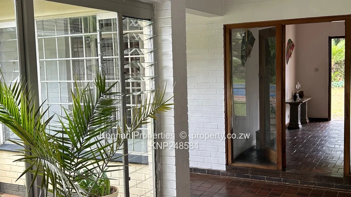 Prestigious Borrowdale Rental – Space, Comfort & Timeless Charm