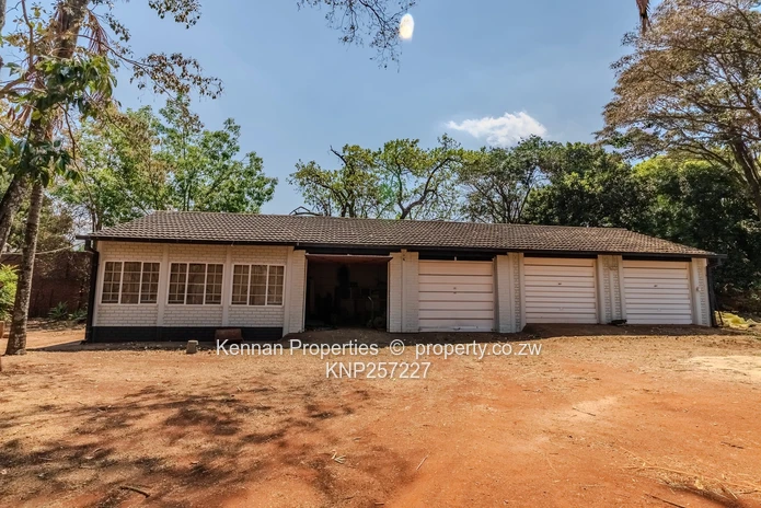 Off Arcturus Road – Well Appointed 4 Bedroom Family Home