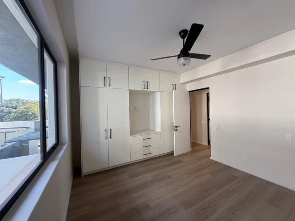 3 Bedroom Garden Flat