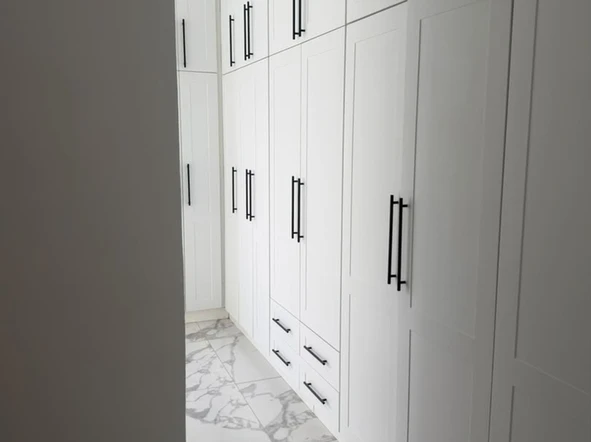 3 Bedroom Flat & Apartment