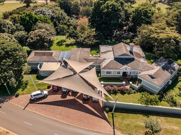 5 Bedroom House