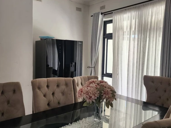 Spacious 3-Bedroom Flat in Arlington, Harare South Awaits You!