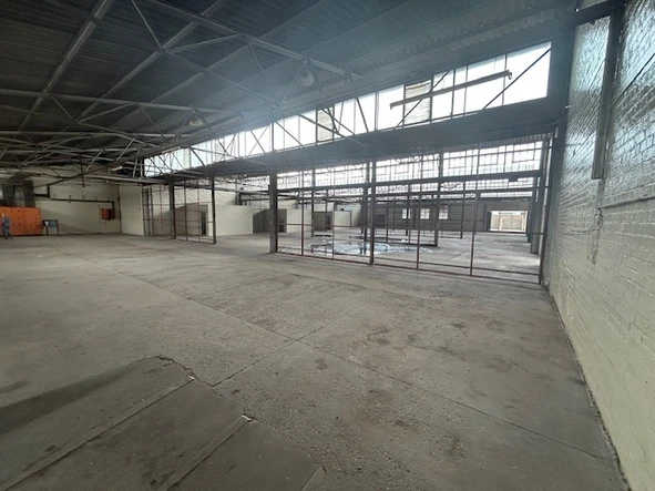 Warehouse & Factory