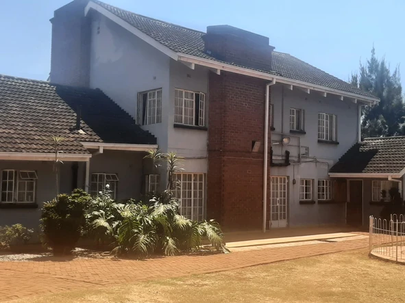 5 Bedroom House