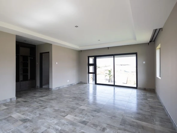 8 Bedroom House