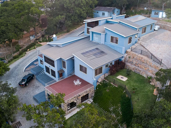 5 Bedroom House