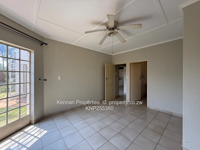3 bedroom cluster unit available for rent 