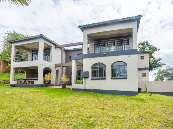 5 Bedroom House