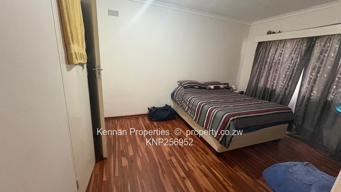 Charming 3-Bedroom Garden Flat In Avondale West (Sole Mandate)