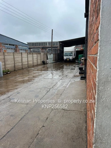 Large Factory/Warehouse Ideally Located In Msasa