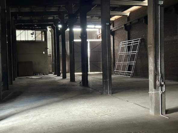 Warehouse & Factory