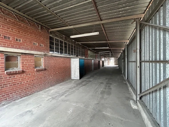 Warehouse & Factory